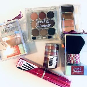 Make up bundle